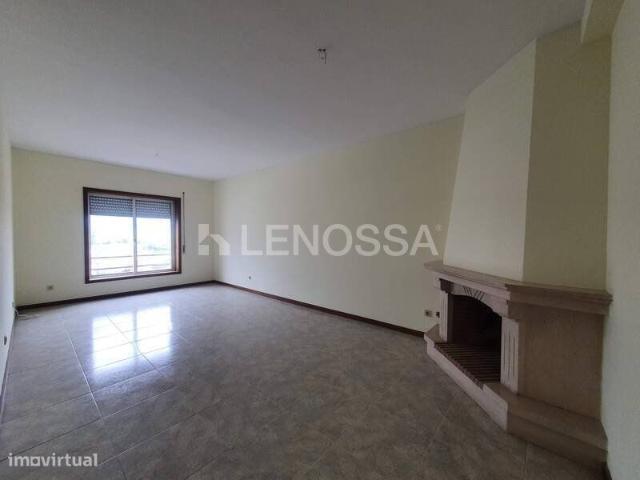 Apartamento T3 venda na rua Casais Novos Rio Tinto