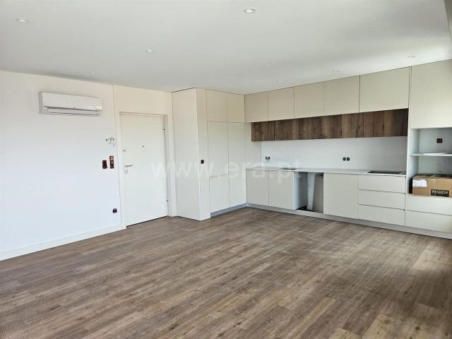 Apartamento T3 / Vila Nova de Gaia, Oliveira do Douro