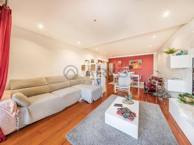 Apartamento T3 Zona Central Oportunidade Única em São Vicente, Braga