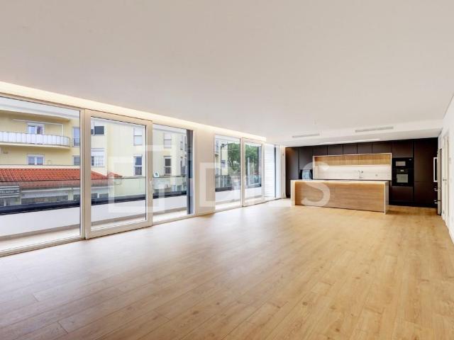 Apartamento T3 a estrear, perto da praia, na Parede 160m² Carcavelos e Parede