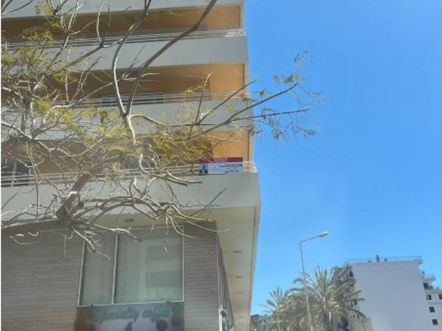Apartamento T3 à venda na Ajuda