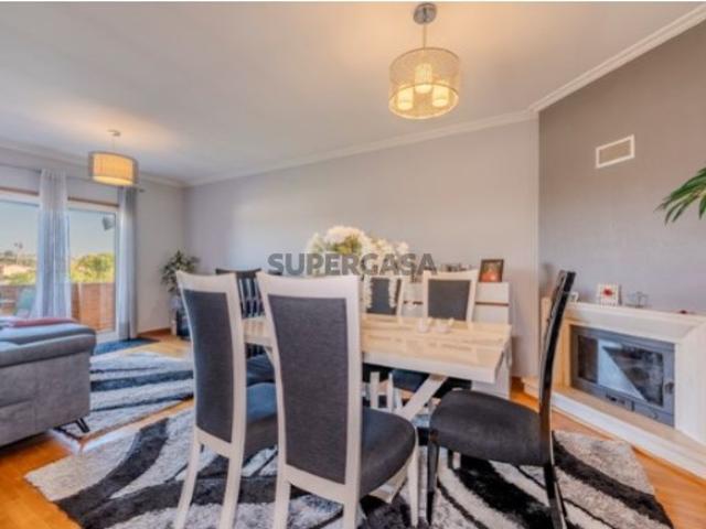 Apartamento T3 à venda em Maia