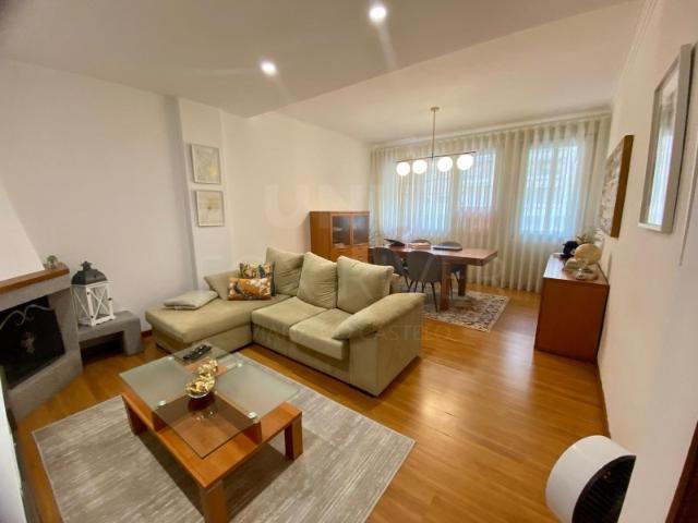 Apartamento T3 à venda em Maximinos, Braga