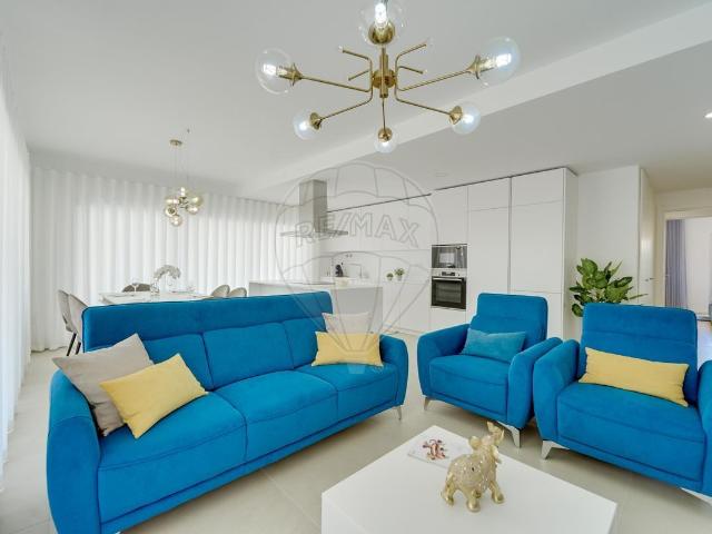 Apartamento T3 à venda em Albufeira