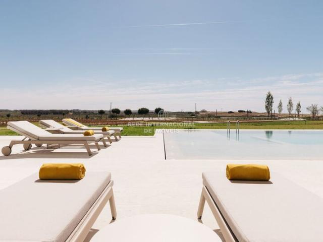 Apartamento T3 à venda em Armação de Pêra, concelho de Silves, Faro, Portugal