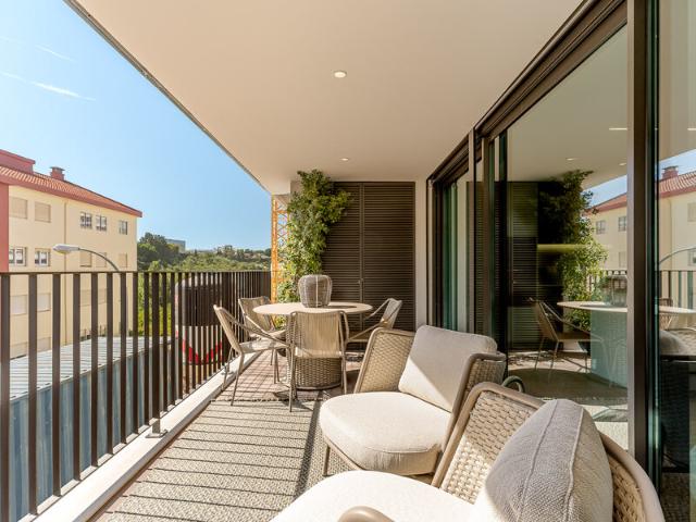 Apartamento T3 à venda em Caxias, concelho de Oeiras, Lisboa, Portugal