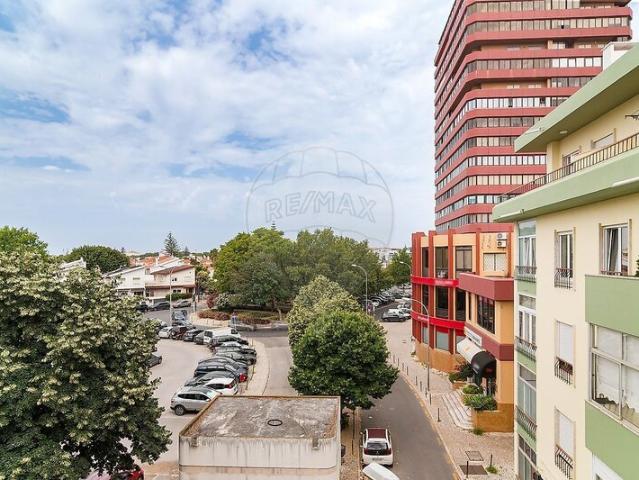 Apartamento T3 à venda em concelho de Oeiras, Lisboa, Portugal