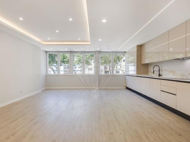 Apartamento T3 à venda em concelho de Oeiras, Lisboa, Portugal