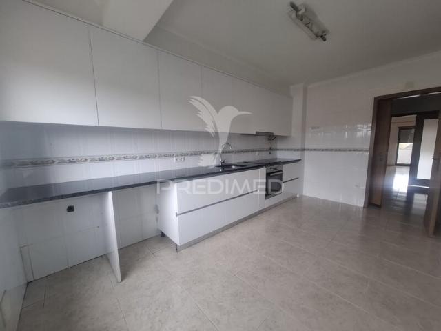 Apartamento T3 à venda em concelho de Alcobaça, Leiria, Portugal