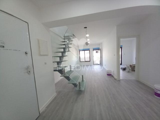 Apartamento T3 à venda em concelho de Almada, Setúbal, Portugal