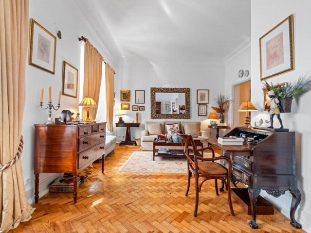 Apartamento T3 à venda em Alameda, São João de Deus, concelho de Lisboa, Lisboa, Portugal