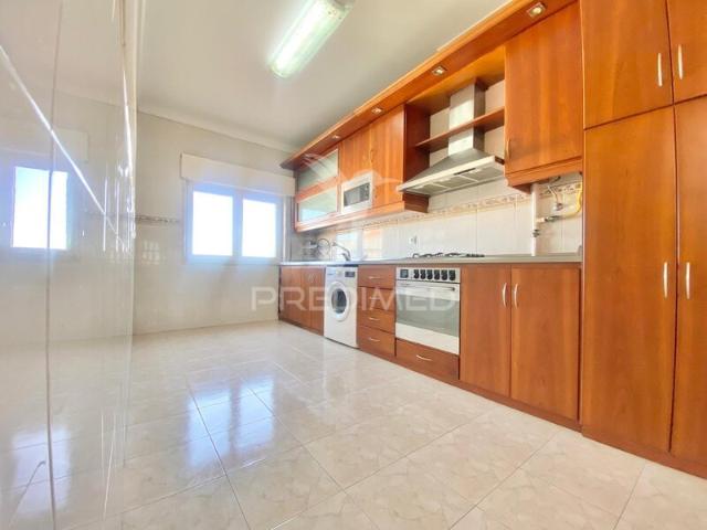 Apartamento T3 à venda em concelho de Loures, Lisboa, Portugal