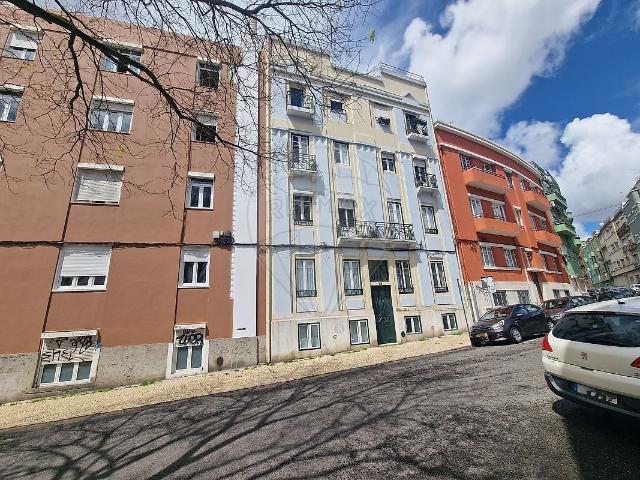 Apartamento T3 à venda em Lisboa