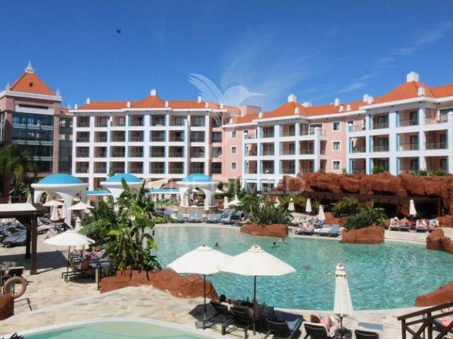 Apartamento T3 à venda em Quarteira, concelho de Loulé, Faro, Portugal