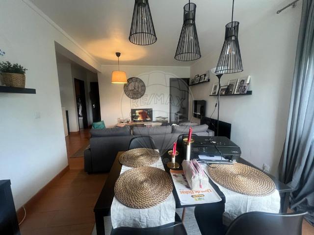 Apartamento T3 à venda em Sintra