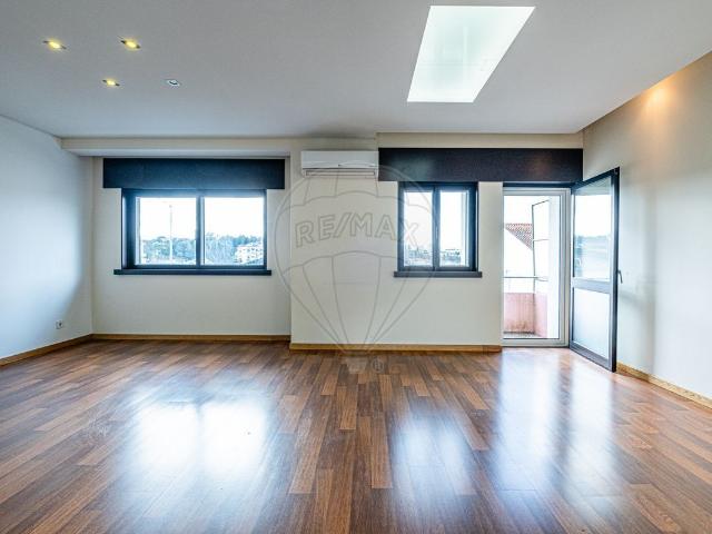 Apartamento T3 à venda em Viseu
