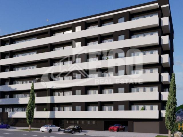 APARTAMENTO T3 ÁGUAS SANTAS | 26084077656