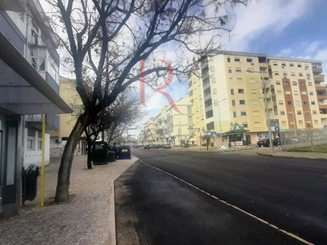 Apartamento T3, Amora, Seixal | BPI Expresso Imobiliário