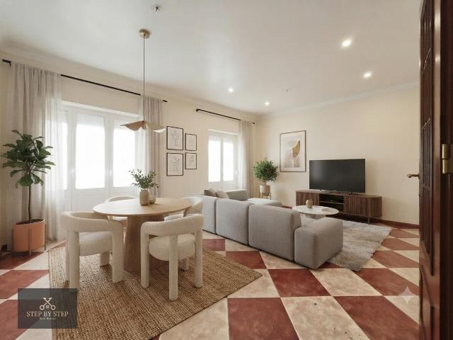 Apartamento T3 Amadora Venteira para remodelação