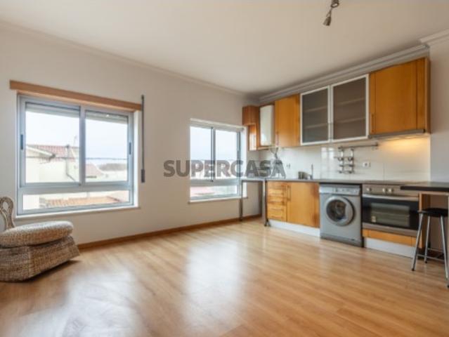 Apartamento T3! Aparcamento!
