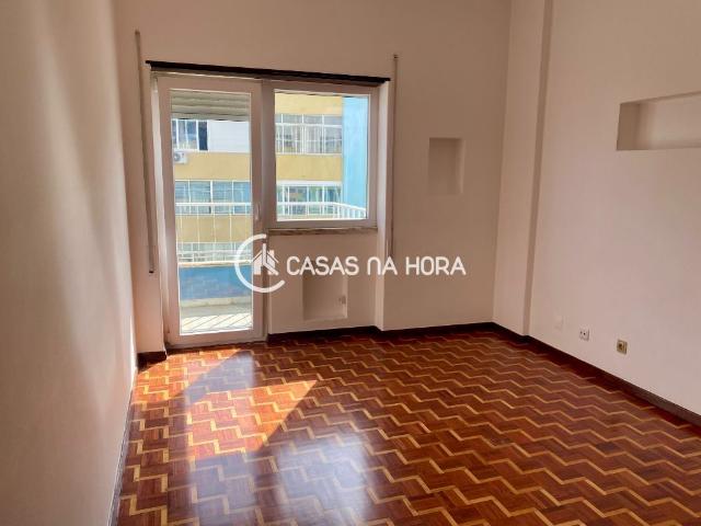 Apartamento T3 at Almada, Cova da Piedade, Pragal e Cacilhas Almada, Portugal