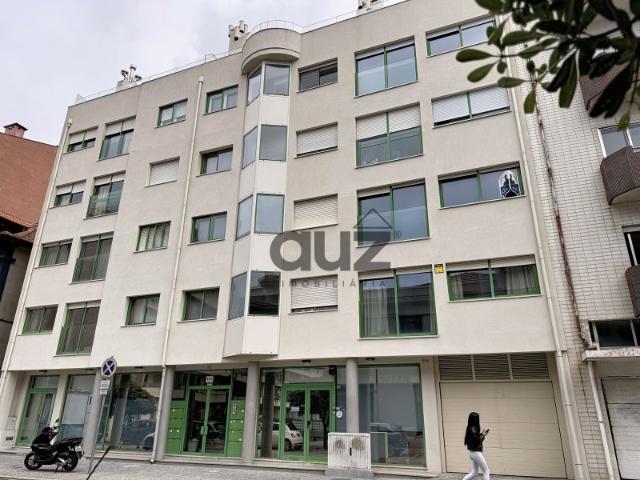 Apartamento T3, Avenida da República, Matosinhos, Porto