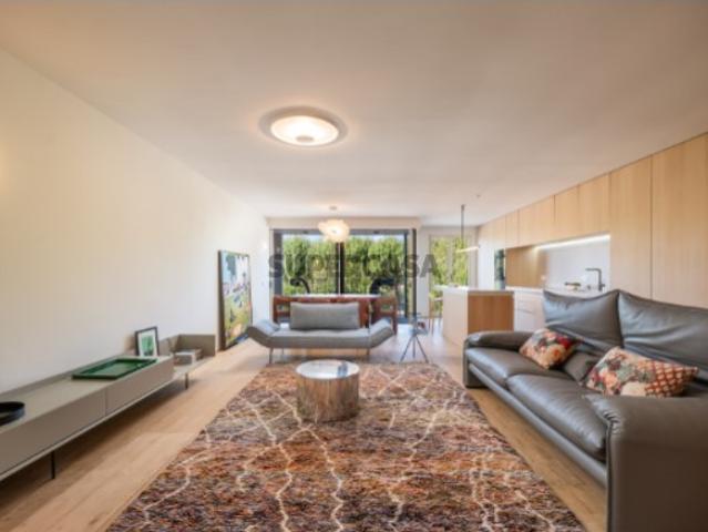 Apartamento T3 | Avenida Emídio Navarro, Coimbra