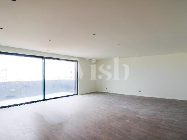 Apartamento T3 Avenida Prestígio Última oportunidade em fr. 0m² Mafamude
