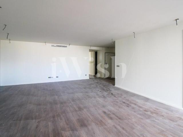 Apartamento T3 Avenida Prestígio Investimento de Excelênci. 0m² Mafamude