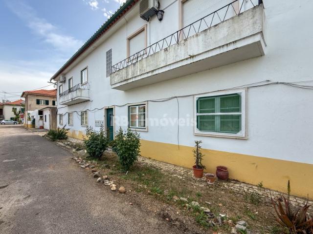 Apartamento T3 c/ Espaço Exterior Torres Novas