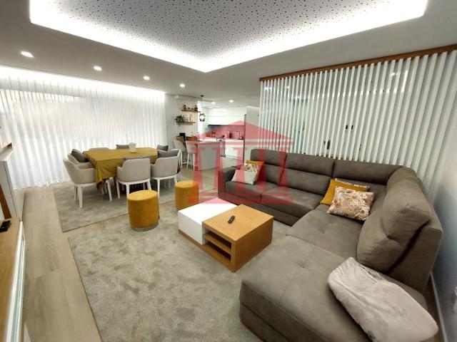 APARTAMENTO T3 C/ GARAGEM