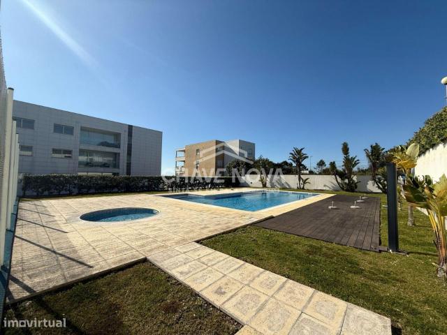 Apartamento T3 c/ garagem Box p/4 carros na Madalena 1Linha Mar