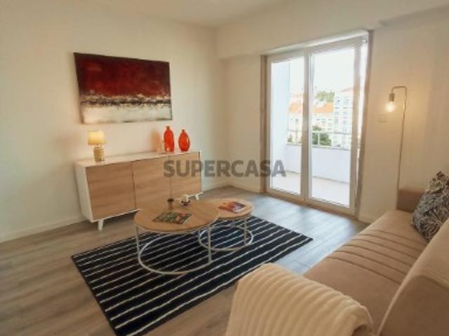 Apartamento T3 c/ garagem totalmente remodelado, em Benfica Lisboa