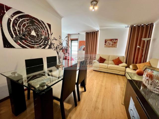 Apartamento T3 c/ parqueamento e arrecadação em Alenquer, Lisboa