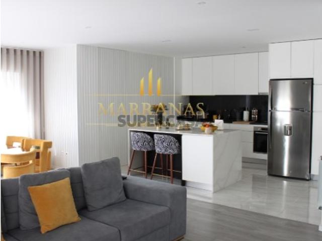 Apartamento T3 C/ varanda em Gandra