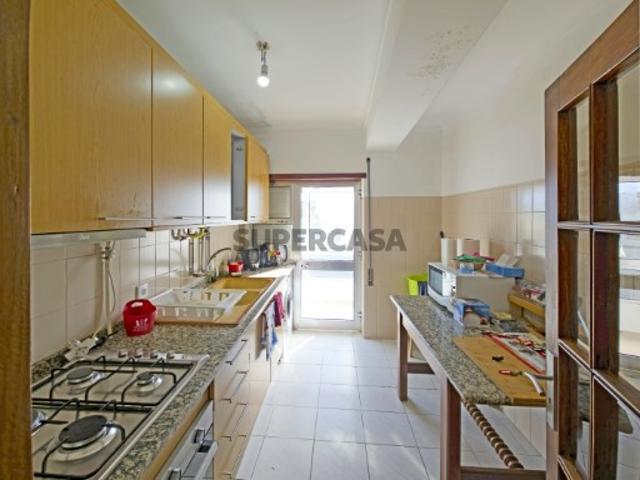 Apartamento T3 c/grande garagem e sótão, Darque, Viana do Castelo