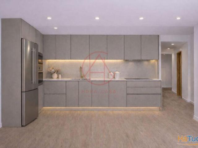 Apartamento T3 Centro do Barreiro 1º andar | 26064074027