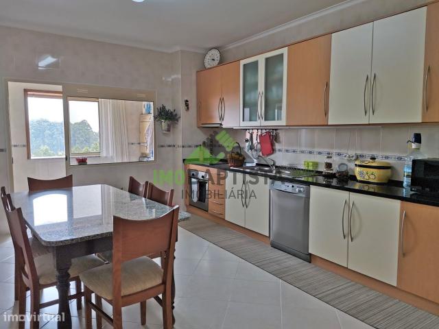 Apartamento T3 centro de Canedo