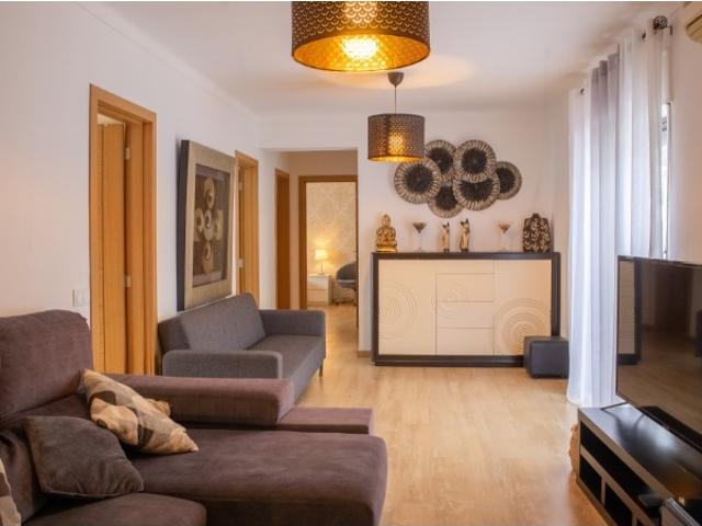 Apartamento T3 Centro de Carvoeiro A 3 Minutos da Praia!