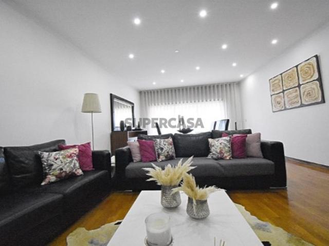 Apartamento T3 Centro de Penafiel