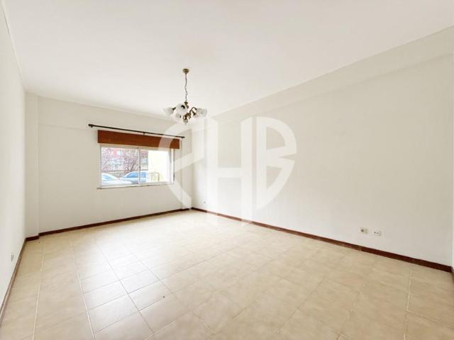 Apartamento T3 Remodelado / Centro Loures 63m² Loures