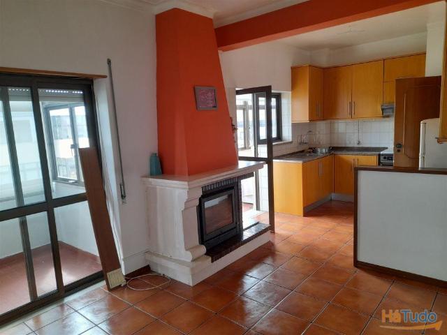 Apartamento T3 Celas ? último andar com excelente luz natural | 26064082931