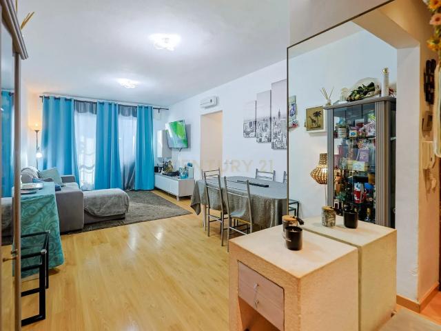 Apartamento T3, C/Elevador, Corroios