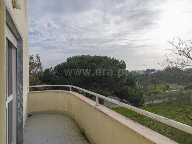 Apartamento T3, Charneca de Caparica e Sobreda, Almada | BPI Expresso Imobiliário