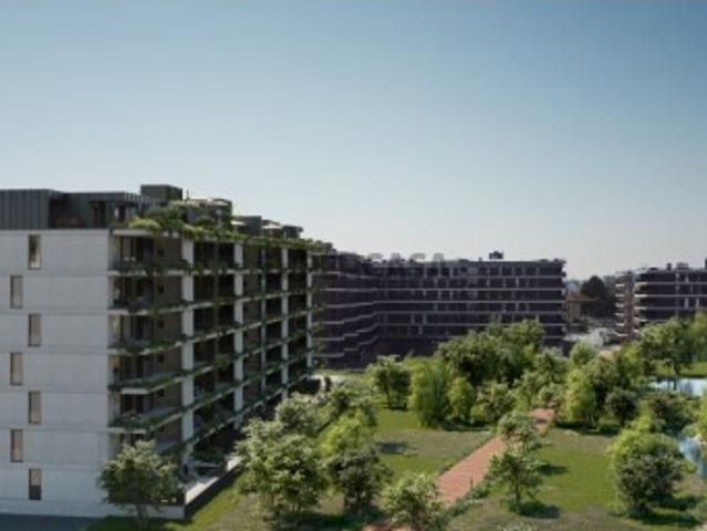 Apartamento T3, com 3 suites, terraço e garagem. Prelada, Porto