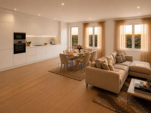 Apartamento T3 com 2 Varandas e 2 Parqueamentos | Alverca do Ribatejo