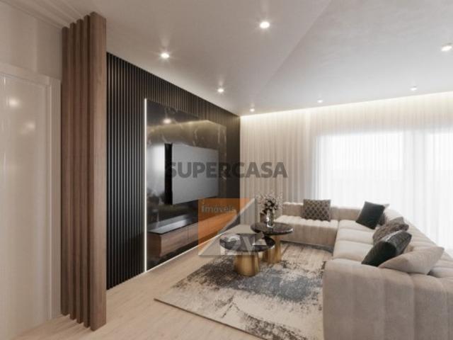 Apartamento T3 com acabamentos de luxo