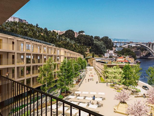Apartamento T3 com área exterior, junto ao Rio Douro
