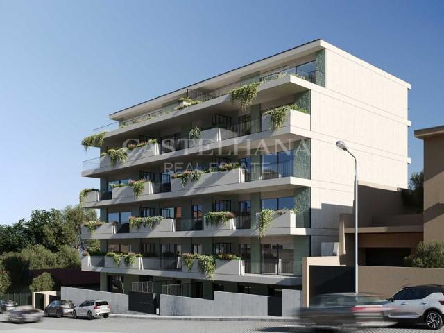 Apartamento T3 com áreas exteriores e garagem em Aldoar, Por. 167m² Aldoar, foz do douro e nevogilde