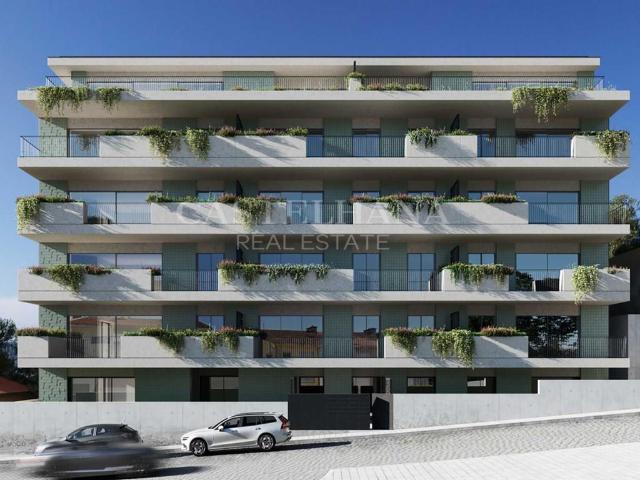 Apartamento T3 com áreas exteriores e garagem em Aldoar, Por. 167m² Aldoar, foz do douro e nevogilde